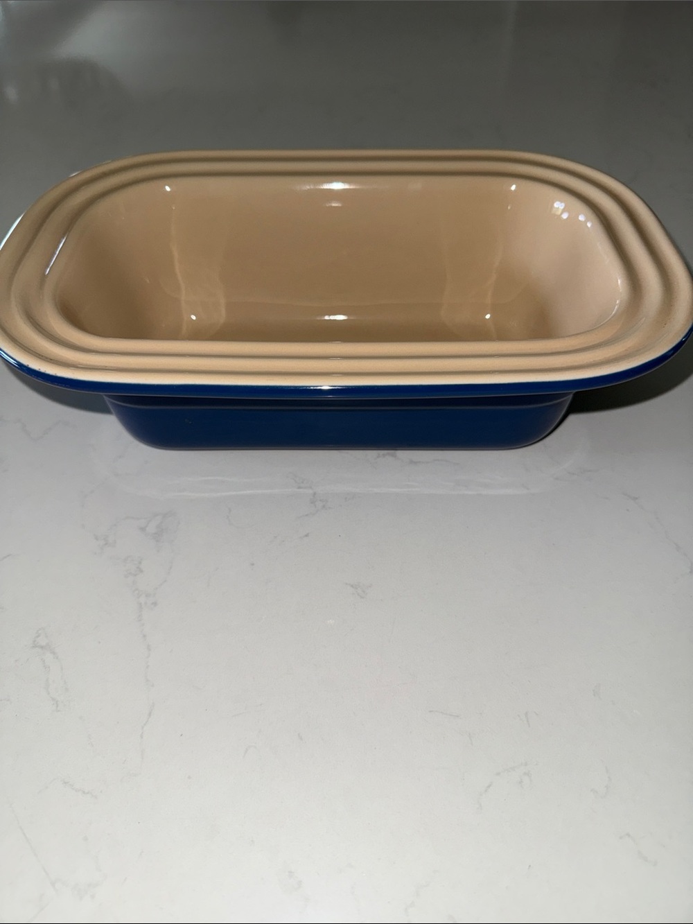 Le Creuset Rectangular Baking bread loaf Dish in Blue with Cream Interior nwot